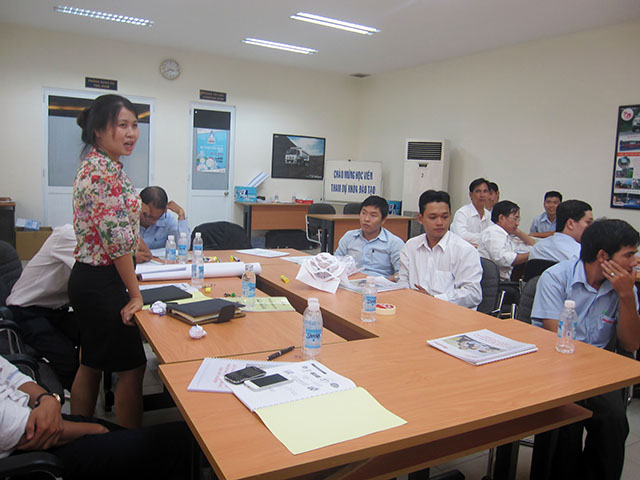 Kỹ năng bán hàng & chăm sóc Khách Hàng chuyên nghiệp - ISUZU (29 & 30.09.2014)